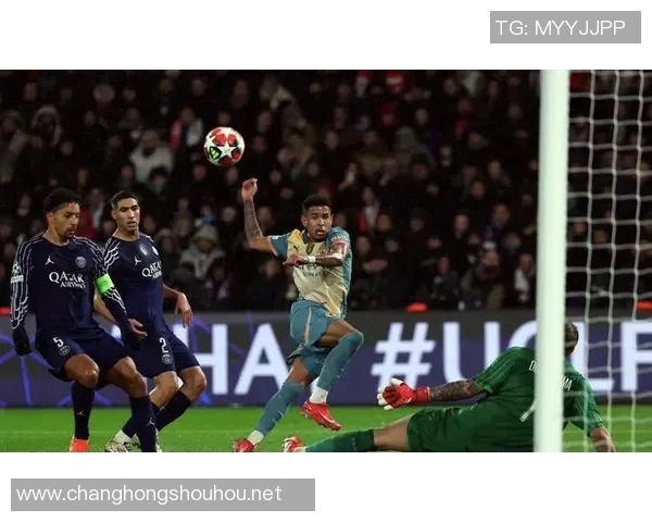 欧冠激战夜:阿森纳豪取十连胜利物浦小胜皇马巴黎遭逆转不敌十人拜仁